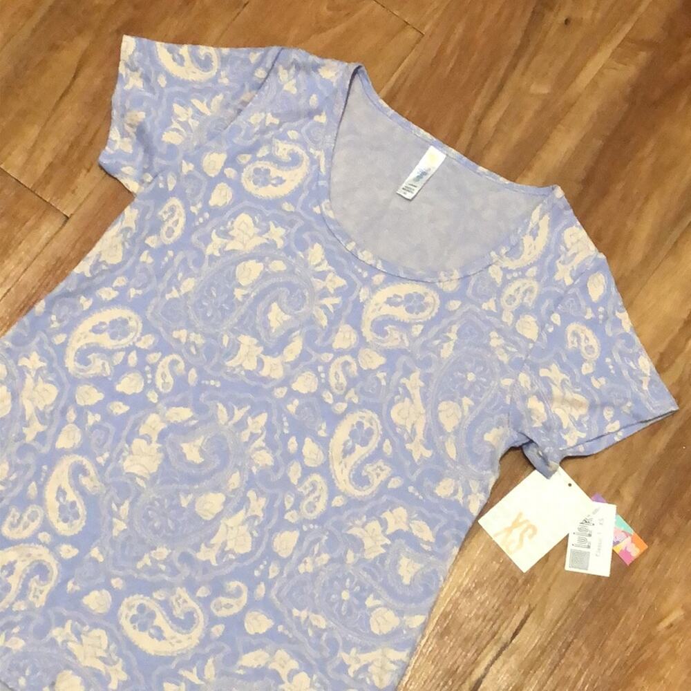 LuLaRoe Light Blue/Purple and Cream Floral Classic T Size XS